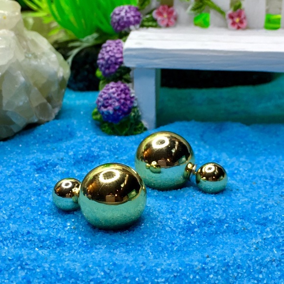 Gold Candy Double Stud Earrings - Picture 6 of 8